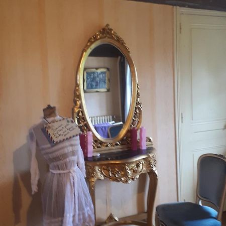 Le Jardin des Merveilles Saint-Pierre-d'Autils Chambre photo