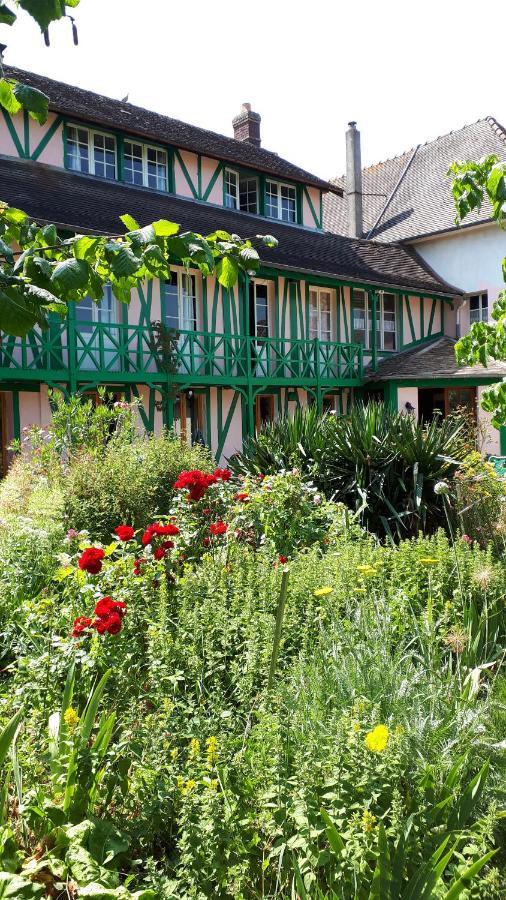 Le Jardin des Merveilles Saint-Pierre-d'Autils Extérieur photo